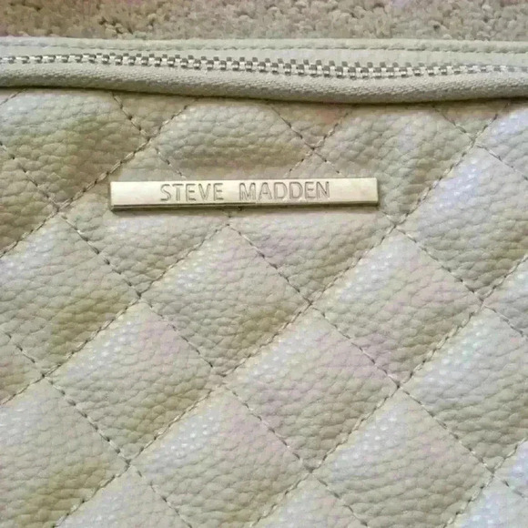 STEVE MADDEN BEIGE QUILTED CROSSBODY BAG - Picture 3 of 15